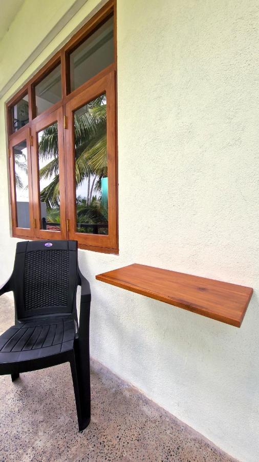 Mothership Tangalle Exterior photo