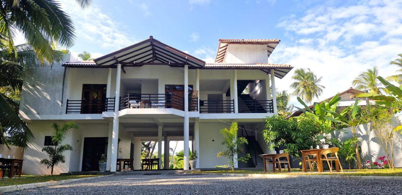 Mothership Tangalle Exterior photo