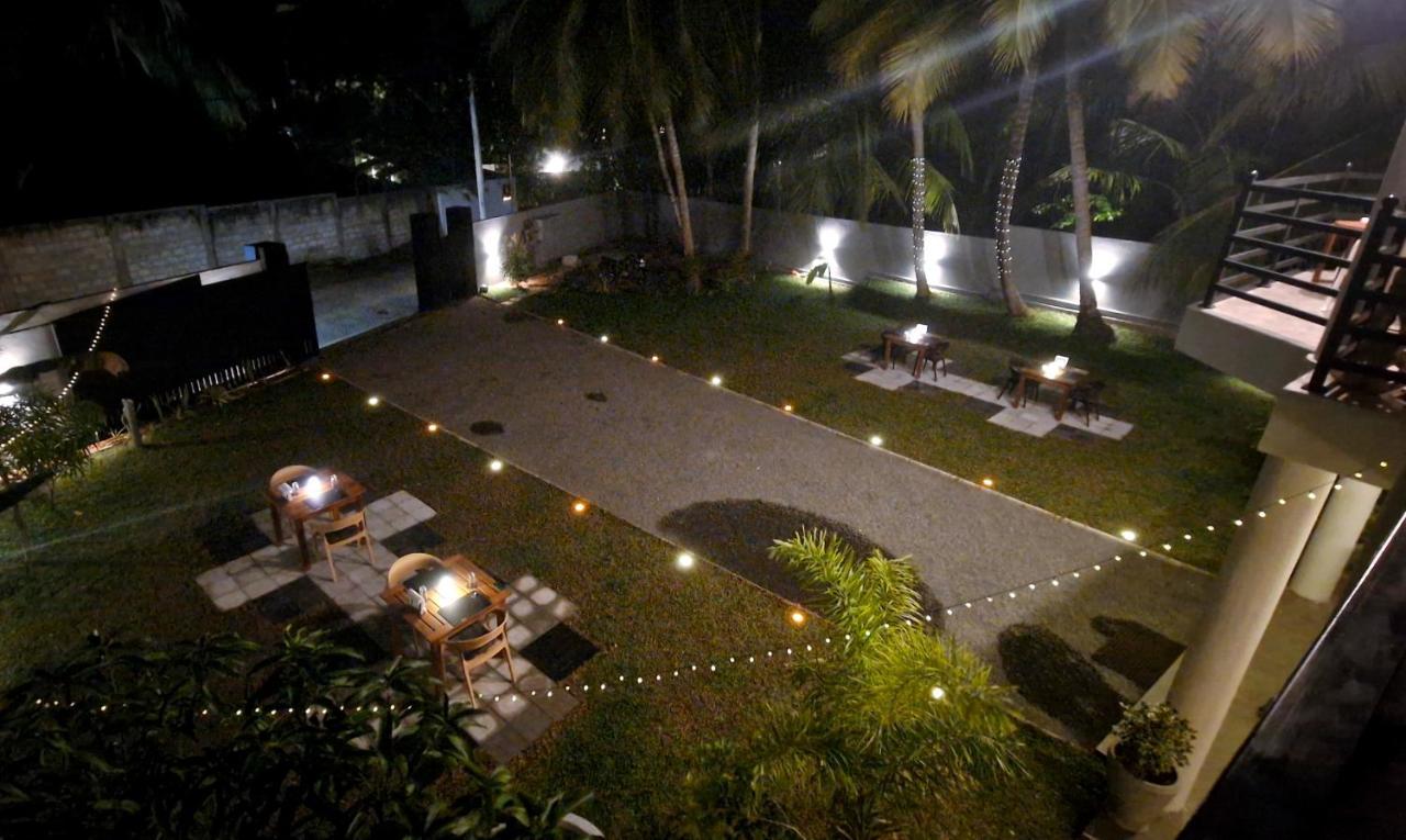 Mothership Tangalle Exterior photo