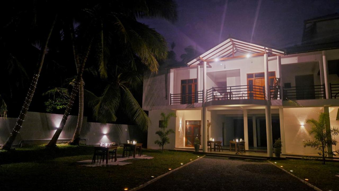 Mothership Tangalle Exterior photo